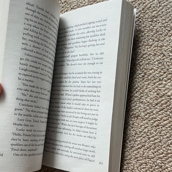 The Hunger Games Complete 5 Book Set - Multicolor - Picture 3 of 7